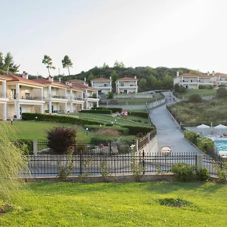 Seaview With Shared Pool In * Pefkochori
