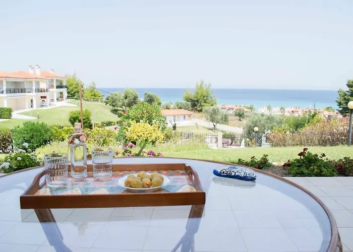 Seaview With Shared Pool In