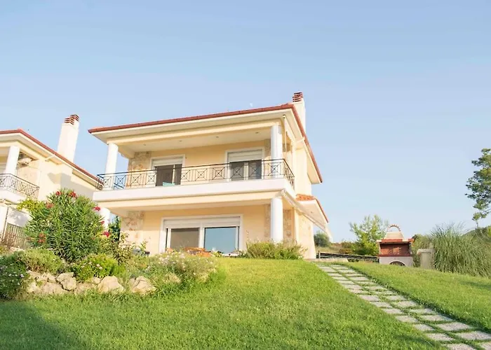 Seaview With Shared Pool In Πευκοχώρι