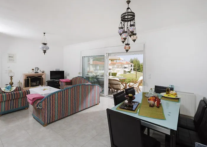 Βίλα Seaview With Shared Pool In *