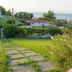 Seaview With Shared Pool In Villa