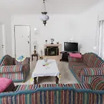 Seaview With Shared Pool In Villa *