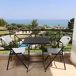 Seaview With Shared Pool In