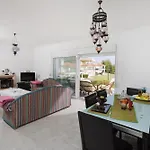 Villa Seaview With Shared Pool In *