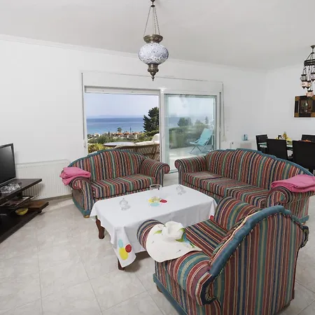 Seaview In Πευκοχώρι