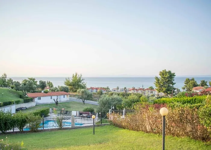 Seaview With Shared Pool In * Pefkochori