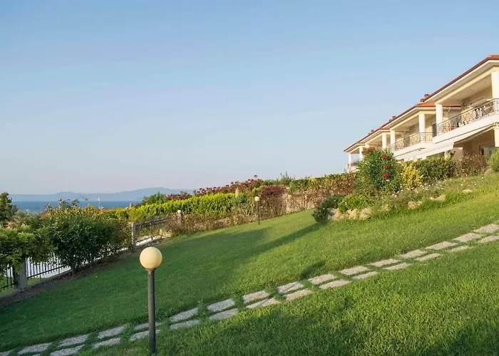 Seaview With Shared Pool In Villa