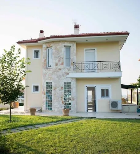 Seaview With Shared Pool In * Pefkochori