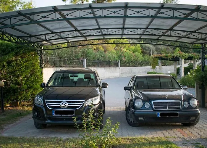 Seaview With Shared Pool In Pefkochori