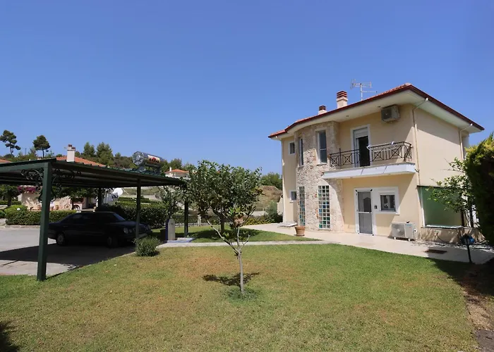 Seaview With Shared Pool In * Pefkochori