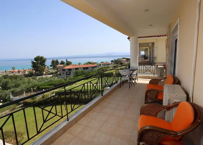 Villa Seaview With Shared Pool In