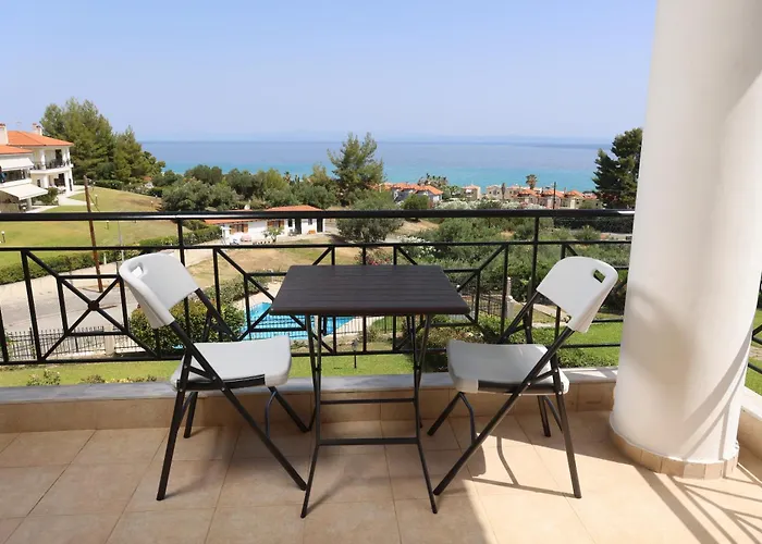 Seaview With Shared Pool In