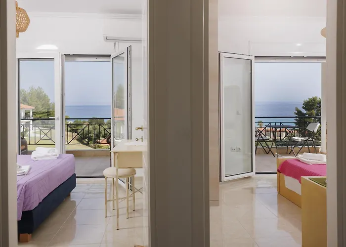 Seaview With Shared Pool In Villa *