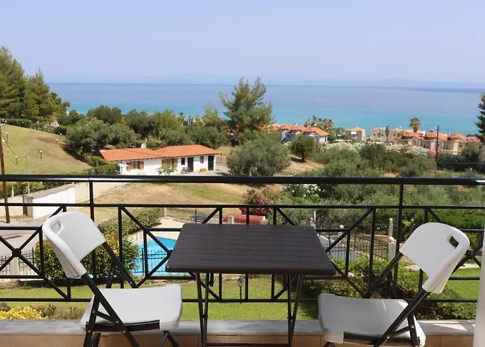 Villa Seaview With Shared Pool In Pefkochori