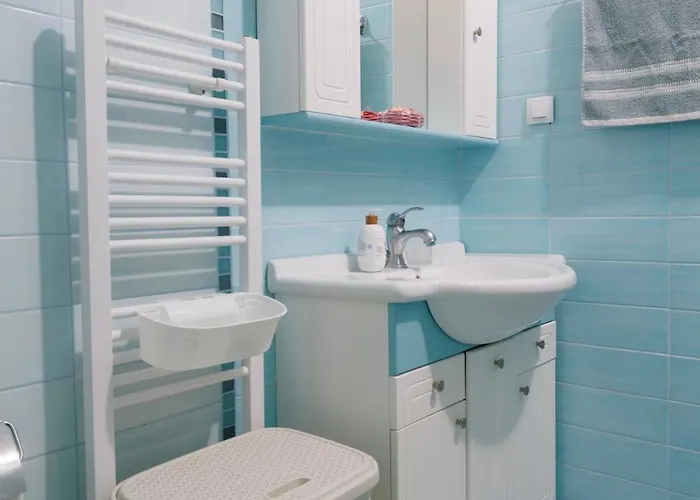 Seaview With Shared Pool In *